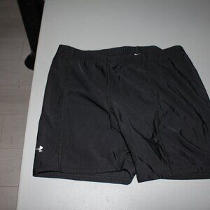 Black Under Armour Compression Shorts  Size Large
